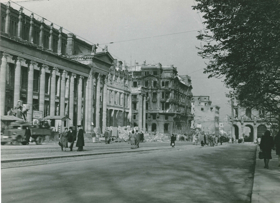 Das Marquardt 1944 von Luftangriffen fast zerstört